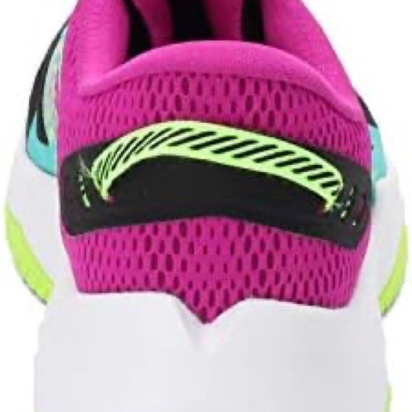 New Balance ' Rave Run V1 Lace-up Shoe size 7 D2 - Picture 7 of 9